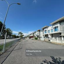 Corner Lot unit at Taman Tasik Utama, Ayer Keroh Melaka.