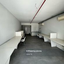 High floor Facing Themepark I-Sovo I-City