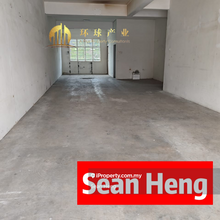 Valdor 2 adjoining Units Shop For Rent