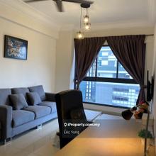 V Summer Place Condominium 