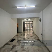 Urgent to sale Full furnished, level 1, direct owner