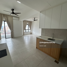 Walking Distance 300M to MRT 