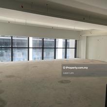 Warehouse, emhub, prime loc, matured are, lift, loading bay, parking