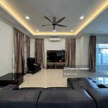 Nice 3 Storey Semi-D house for Rent