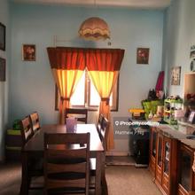 Mutiara Court - Fully Renovated - 960sf - 1 Car Park - Greenlane