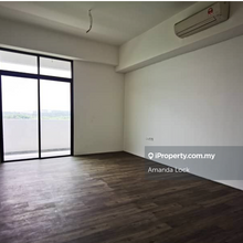 O2 Residence 1room big size Kota Perdana Equine Park Seri Kembangan