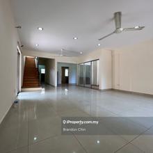 Limited Corner Lot Wangsa Metroview Townvilla w Garage for Sale