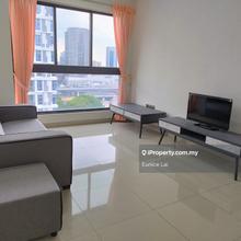 Cozy 2 bedroom unit at 10 mins walking distance to ciq