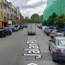 Shop-lot Ground Floor @ Bandar Puchong Utama, Puchong.