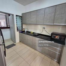 Walking distance to LRT, IMU, Hospital, 5 mins to pavilion 2