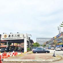 C H E A P Damai Perdana 2 storey shop Opposite SRJK (C) Connaught 2