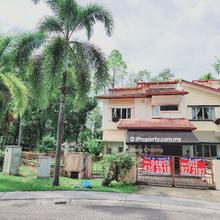 Corner terrace and Freehold 