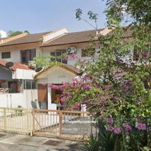 2 Storey House Sale Taman Bukit Serdang,Seri Kembangan, Selangor