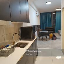 Modern City Condo For Rent Prime Location, Ready to Move In
