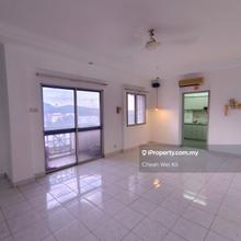 Menara D' Sara Condo - 915 sqft - Partially Furnished - Freehold