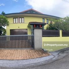 A gated & guarded corner bungalow at the Dales, Tambun, Ipoh for sale