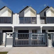 Nice Freehold Partial Furnished Terrace Unit at Serenia Anira, Sepang