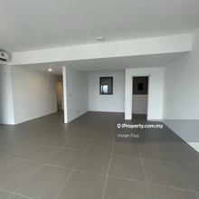 Suite Enesta for sale Rm570k below market price /kepong new condo /mrt