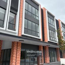 Gamuda Garden Square Shoplot For Rent 