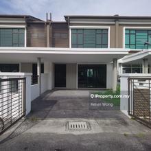 Terrace house for Sale