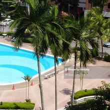 Quality finishing pool facing condo