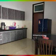 Spaceful Unit with Nice Kitchen Cabinet