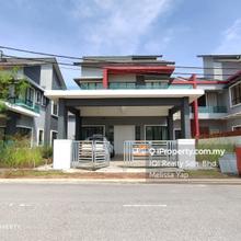 2 story Luxury Semi-D house No Flood Area Quiet Place