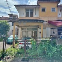 2 Storey Terrace House - 5 min to 99 Speedmart 2586 Springhill 2