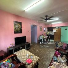 Seri Kembangan Taman Equine Pangsapuri Putra Permai for sale 