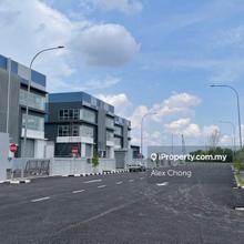 2.5 Semi-D Factory at Balakong for Sale