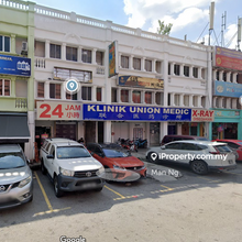 3 Storey Corner Shop