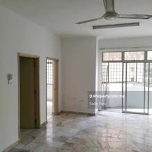Newly painted low floor unit at Lagoon Perdana apartment, Sunway