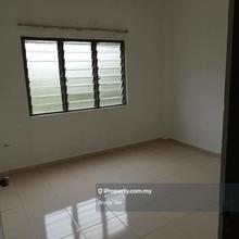 Taman Gaya Flat/ Good Condition/ Renovated Unit