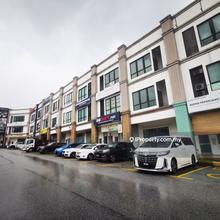 3 Storey Shop Lot @ Jalan Damai Raya, Alam Damai, Cheras