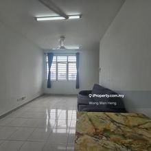 Partly Furnished 3 bedder Unit for Rent Impiana Sky