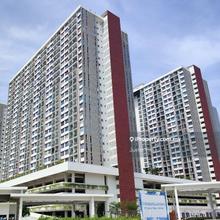 Bank lelong listing Pr1ma Lakefront Homes Condominium For Auction