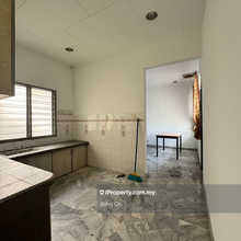 Subang jaya freehold condominium with facilities  for Sale or Rent 