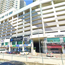 Premium endlot shop at Razak City For sale