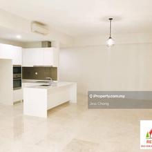 The Green ttdi for sale nice location