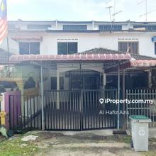 Nice Environment Terrace at Parit Raja