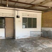 Rumah Teres Setingkat @ Taman Utama