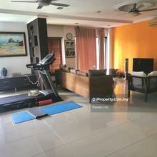 Bandar Kinrara End-Lot Unit For Sale