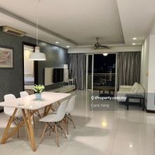 Just Listed! Northshore Condo Ready to welcome new owner. 
