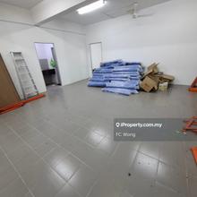 Ground Shop 1450 Sf In Parklane Commercial Hub Kelana Jaya PJ for Sell