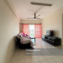 Service residence with air cond balcony and partly furnished 