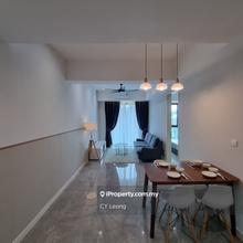 High Floor Ooak Suites with KLCC View For Sale !