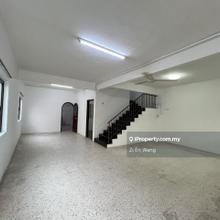 Limited / Endlot Unit & More Parking / Taman Kepong 2sty
