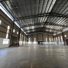 Detached Factory located at Taman Industri Puchong for sell 