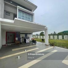 Jade 2 @ Seri austin hills Double storey corner