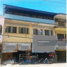 Jalan Hilir Pasar 2.5 Storey Shop House for auction